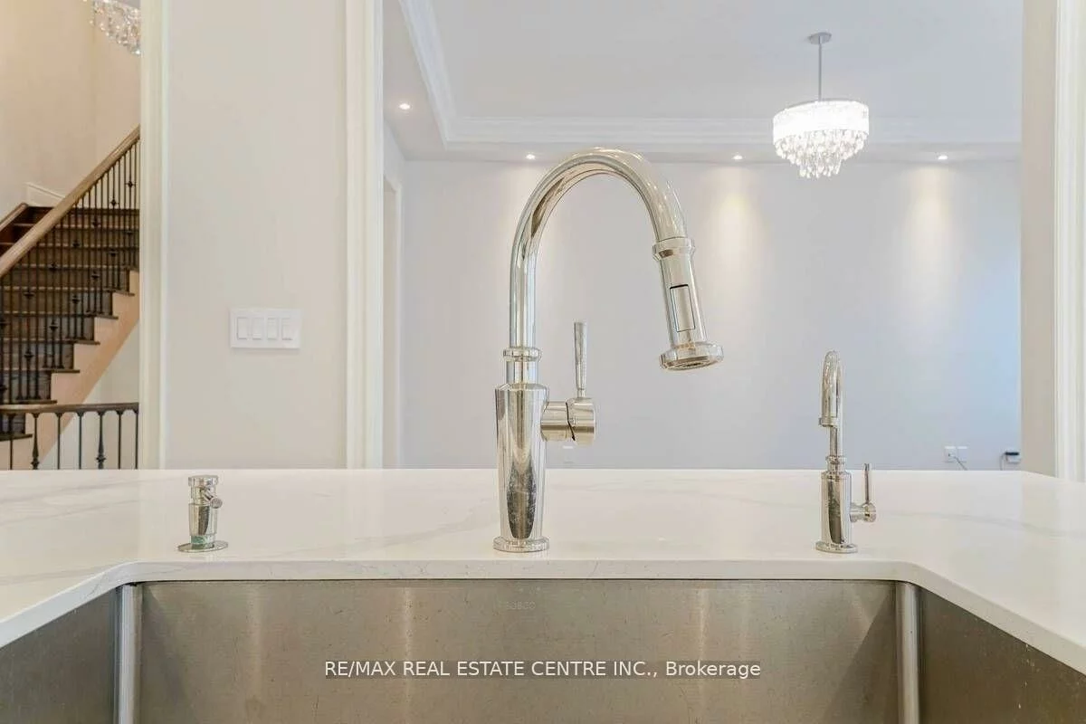 3109, William Rose, 1010 - JM Joshua Meadows, Oakville