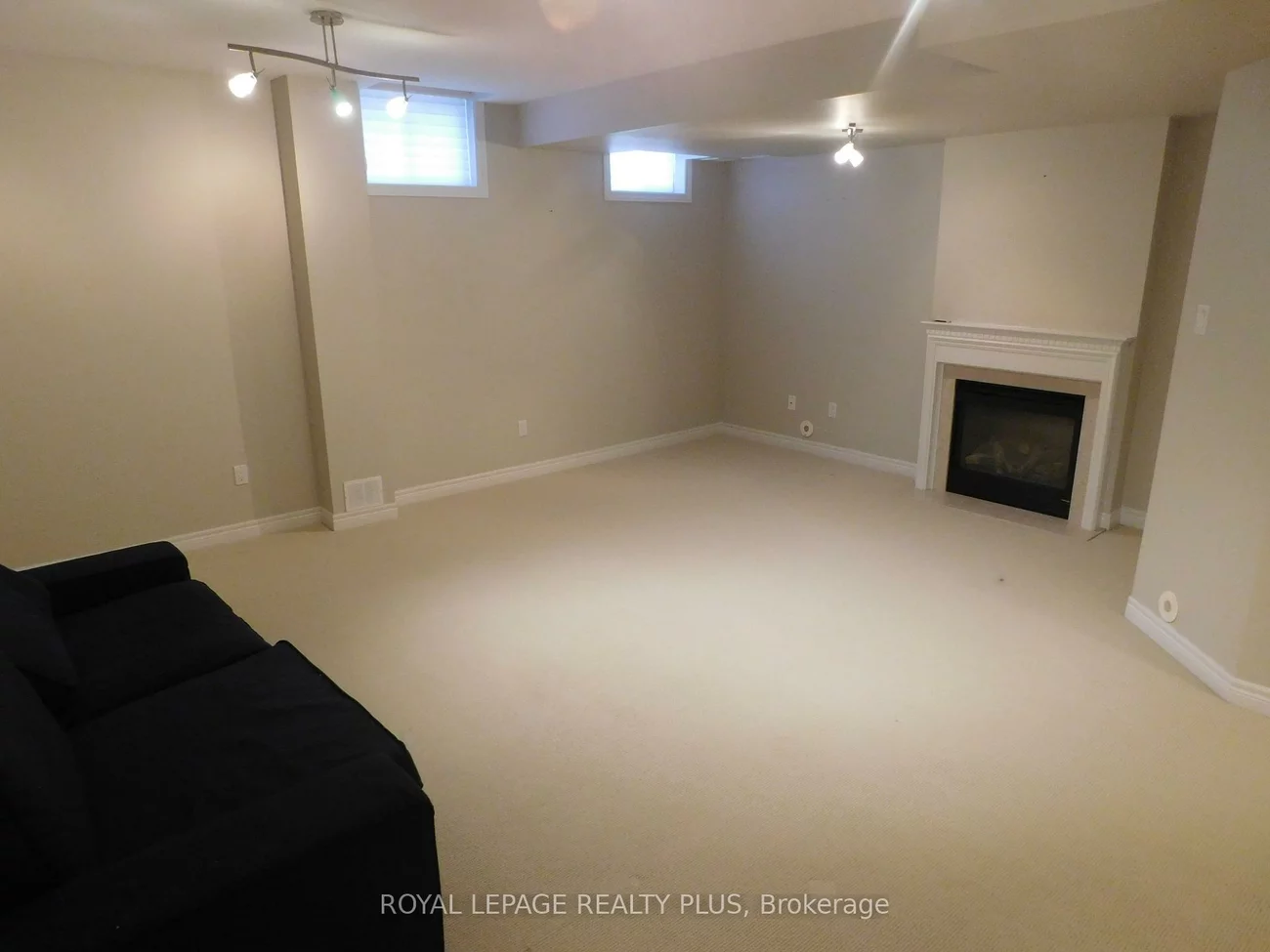 2333, Woodfield, 1015 - RO River Oaks, Oakville