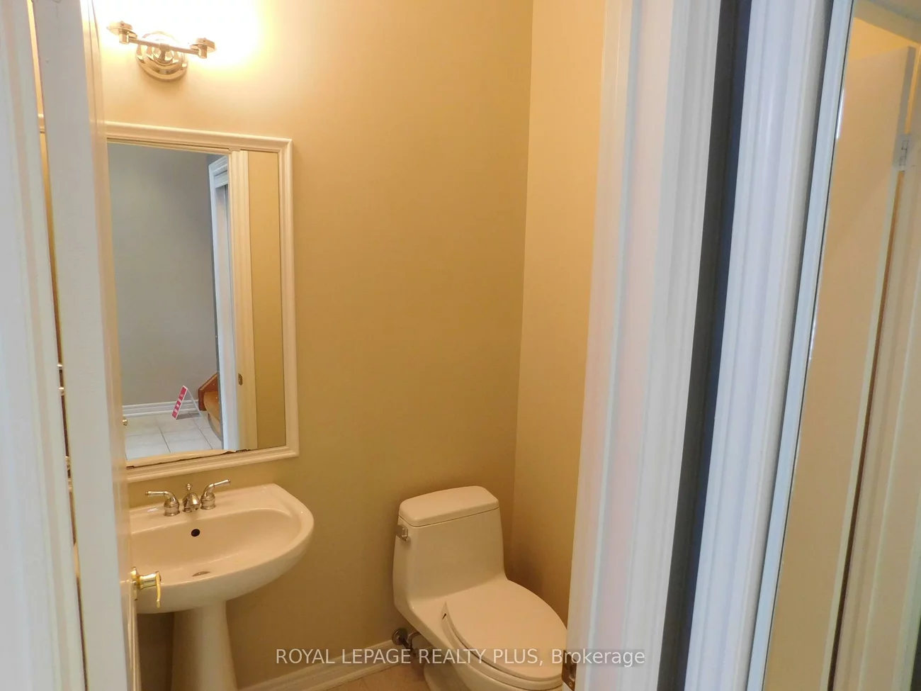 2333, Woodfield, 1015 - RO River Oaks, Oakville