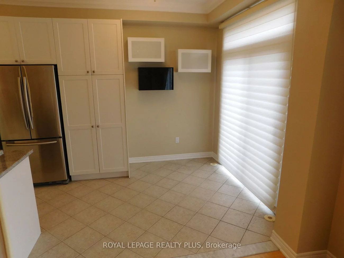 2333, Woodfield, 1015 - RO River Oaks, Oakville