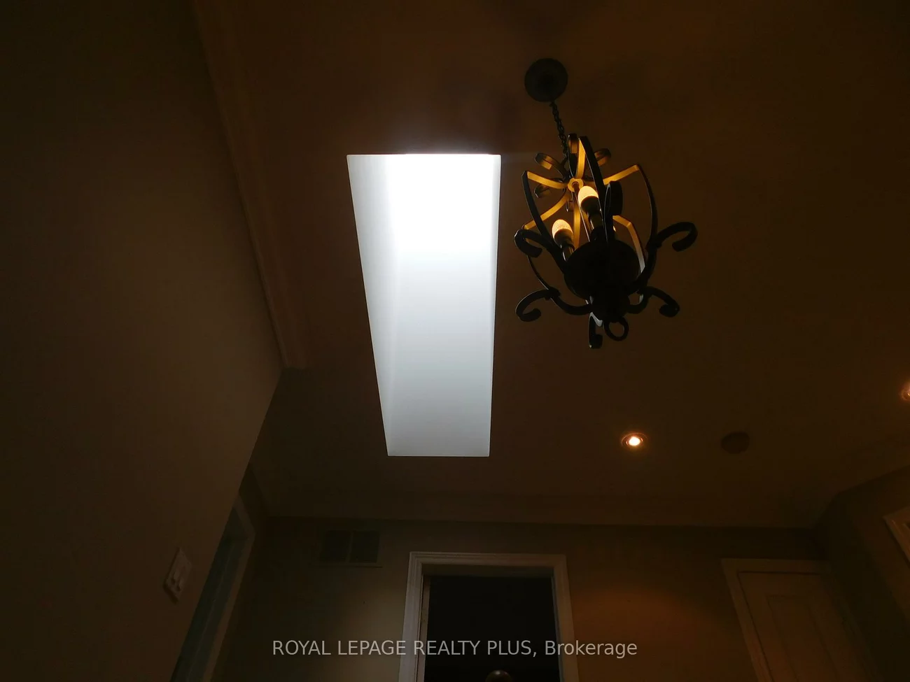 2333, Woodfield, 1015 - RO River Oaks, Oakville