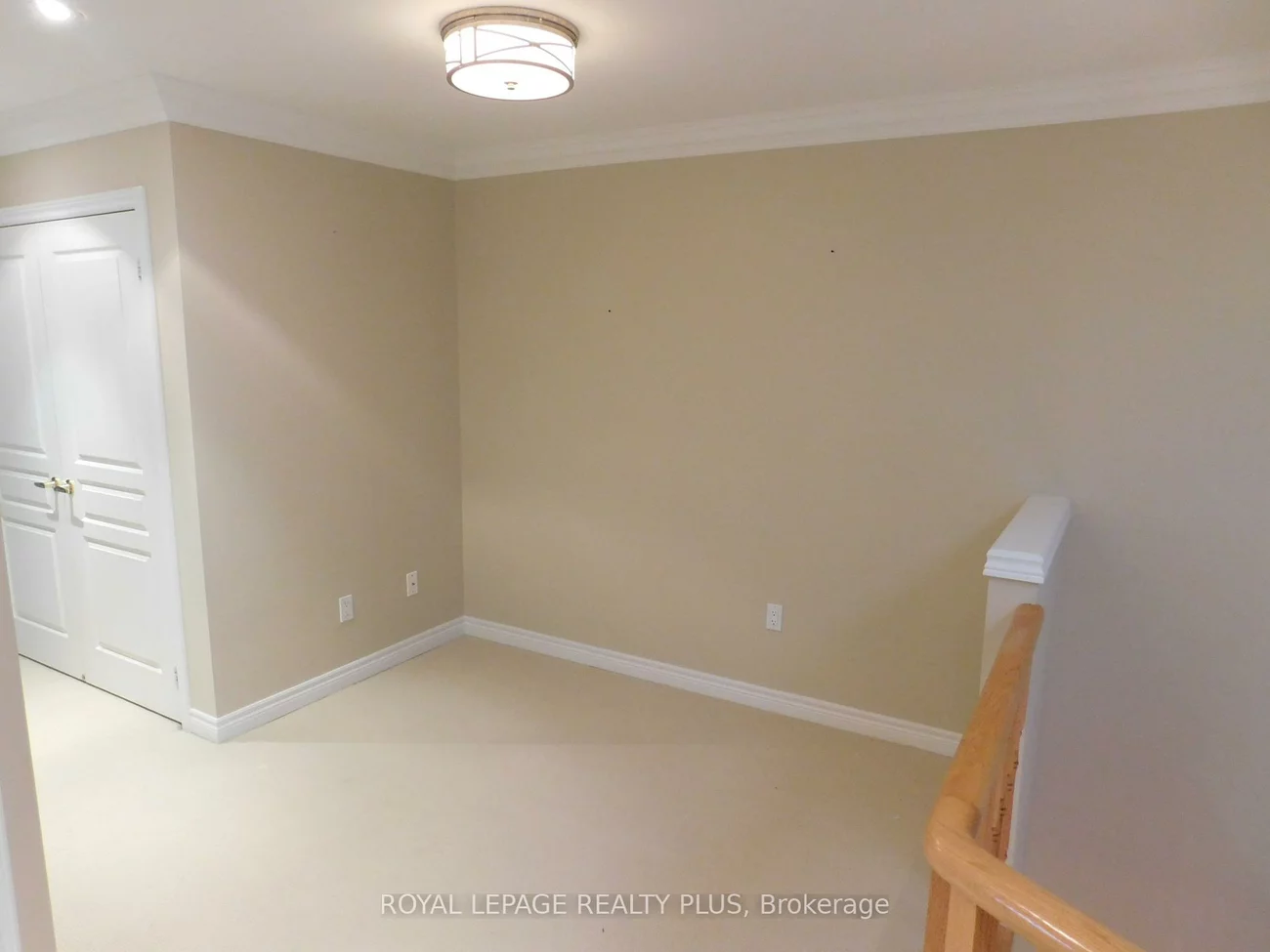 2333, Woodfield, 1015 - RO River Oaks, Oakville