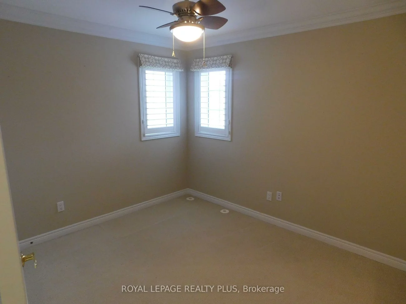 2333, Woodfield, 1015 - RO River Oaks, Oakville
