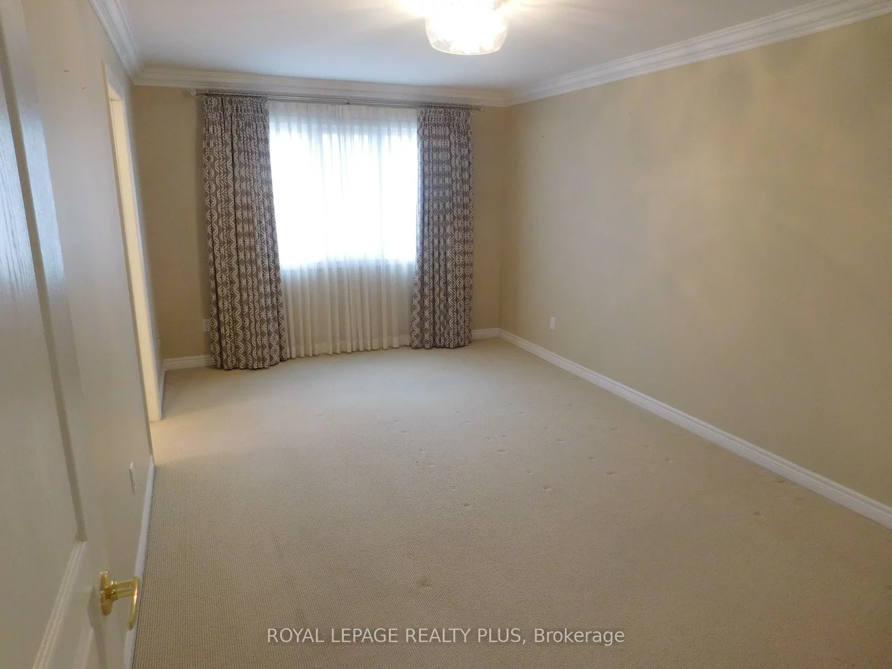 2333, Woodfield, 1015 - RO River Oaks, Oakville
