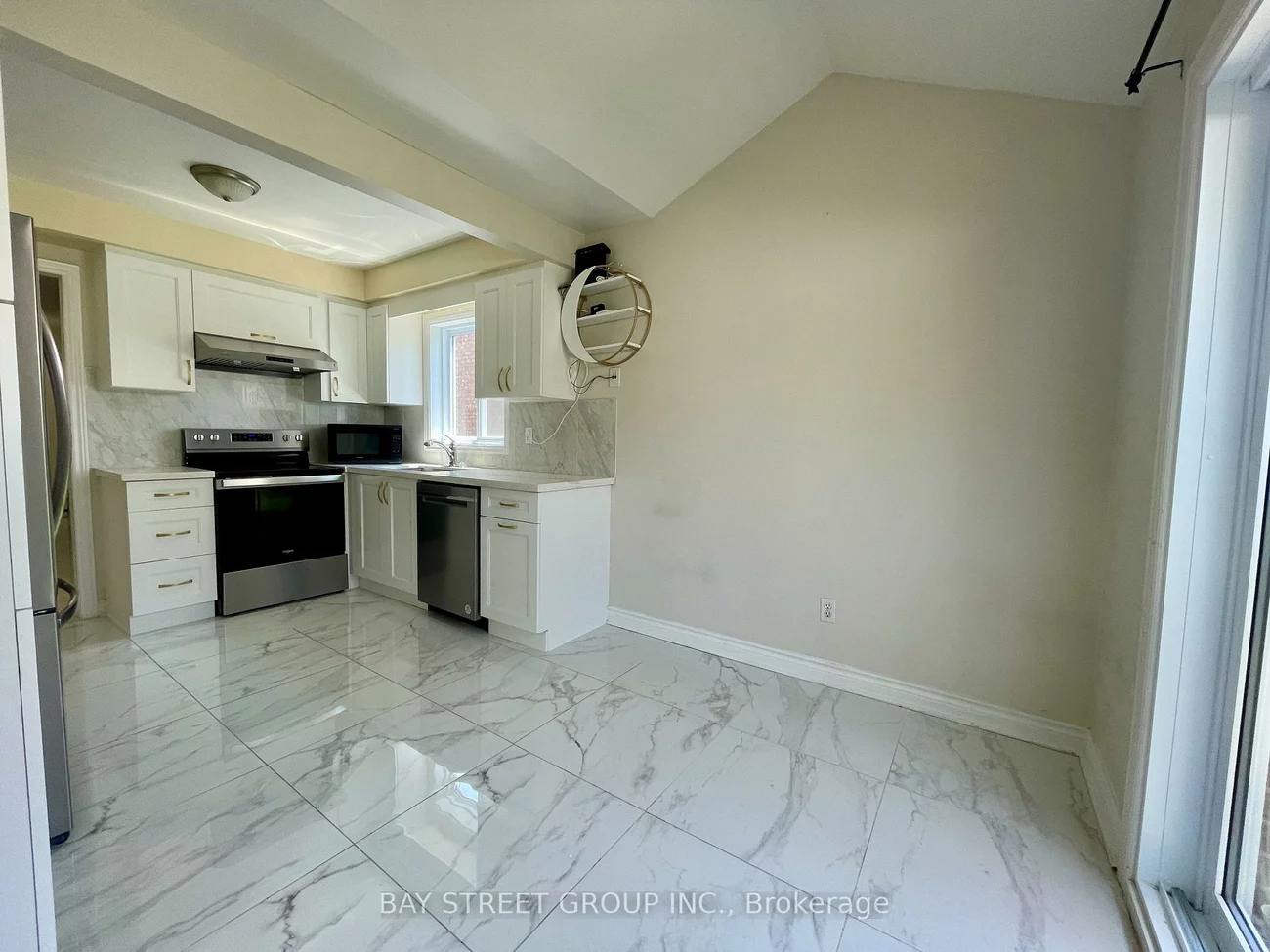 17, Inverhuron, 1015 - RO River Oaks, Oakville