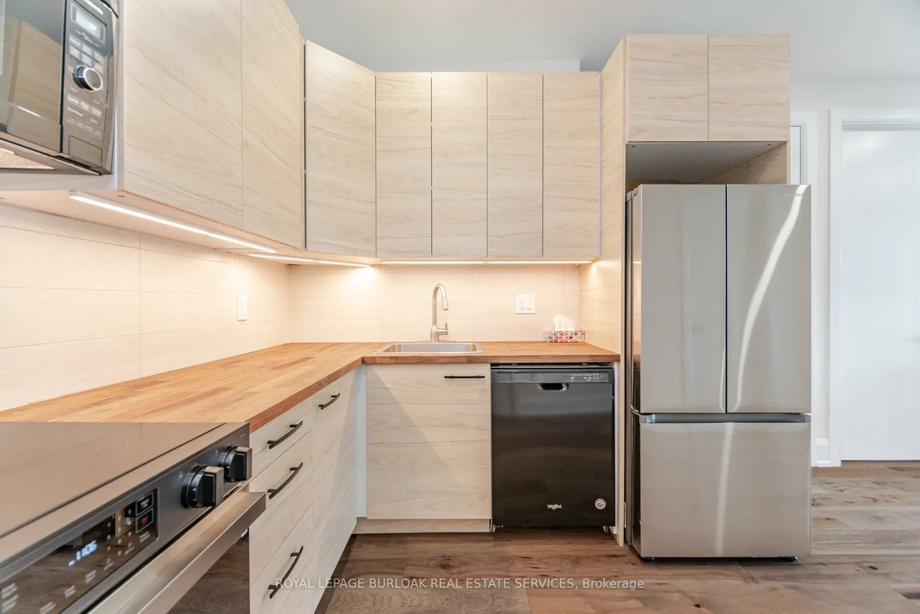 527, Vyner, 1020 - WO West, Oakville