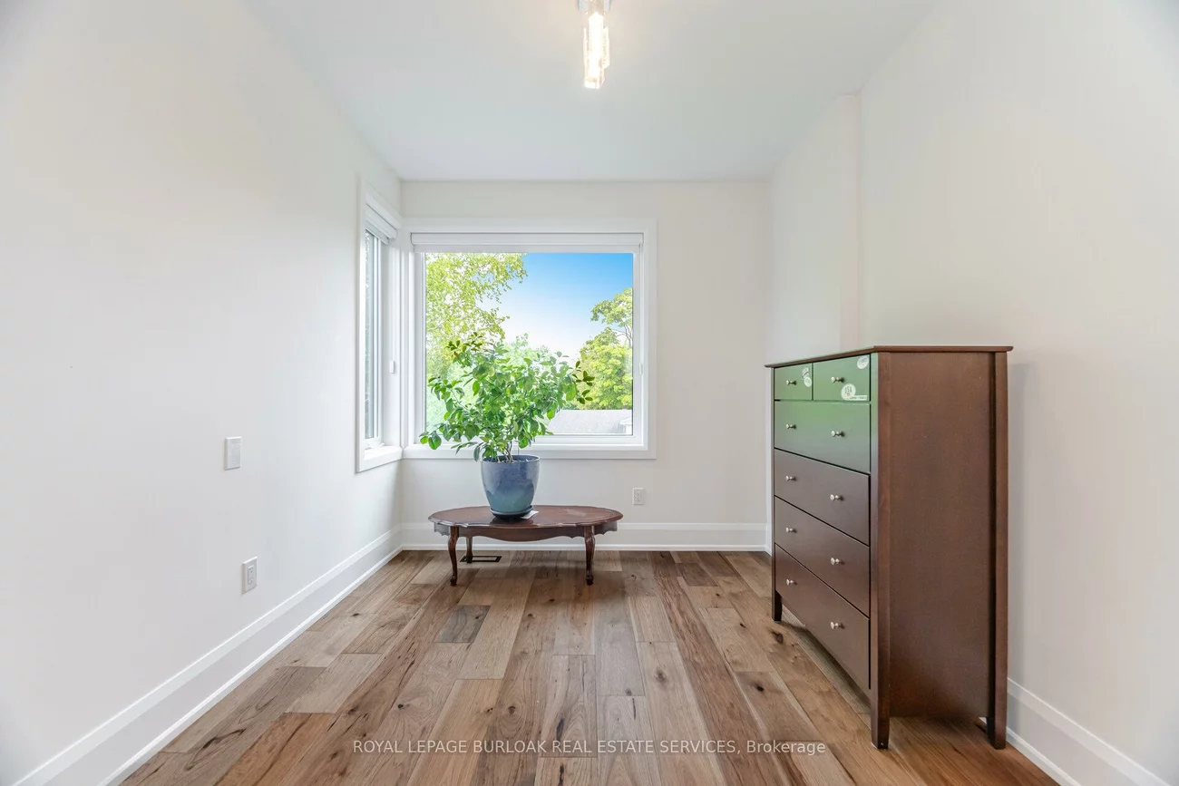 527, Vyner, 1020 - WO West, Oakville