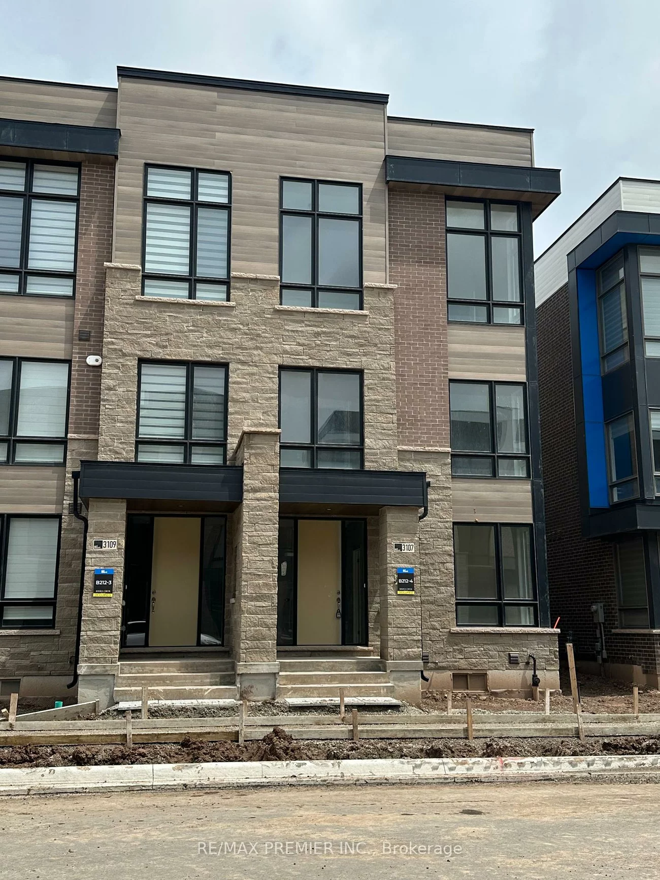 3107, Meadowridge, 1010 - JM Joshua Meadows, Oakville