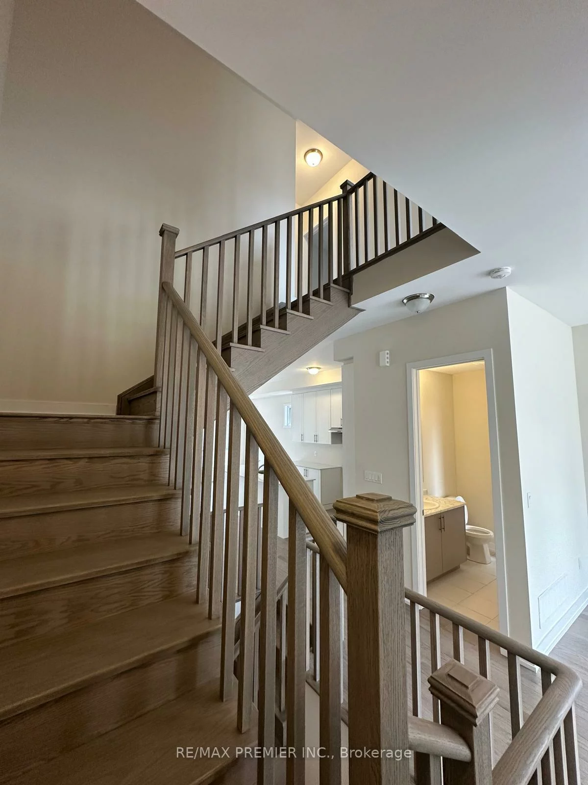 3107, Meadowridge, 1010 - JM Joshua Meadows, Oakville