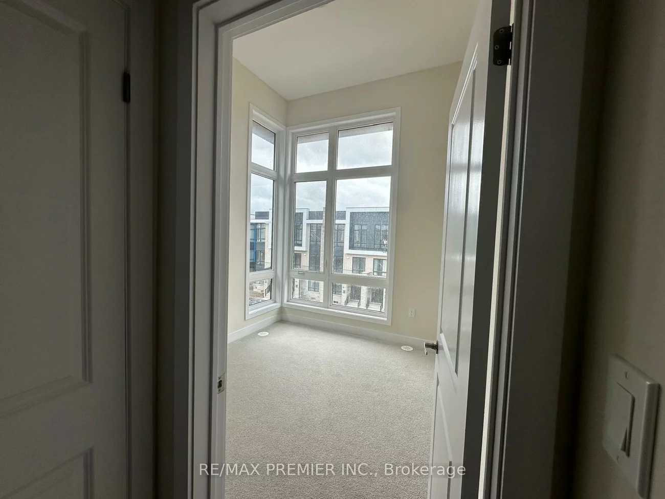 3107, Meadowridge, 1010 - JM Joshua Meadows, Oakville