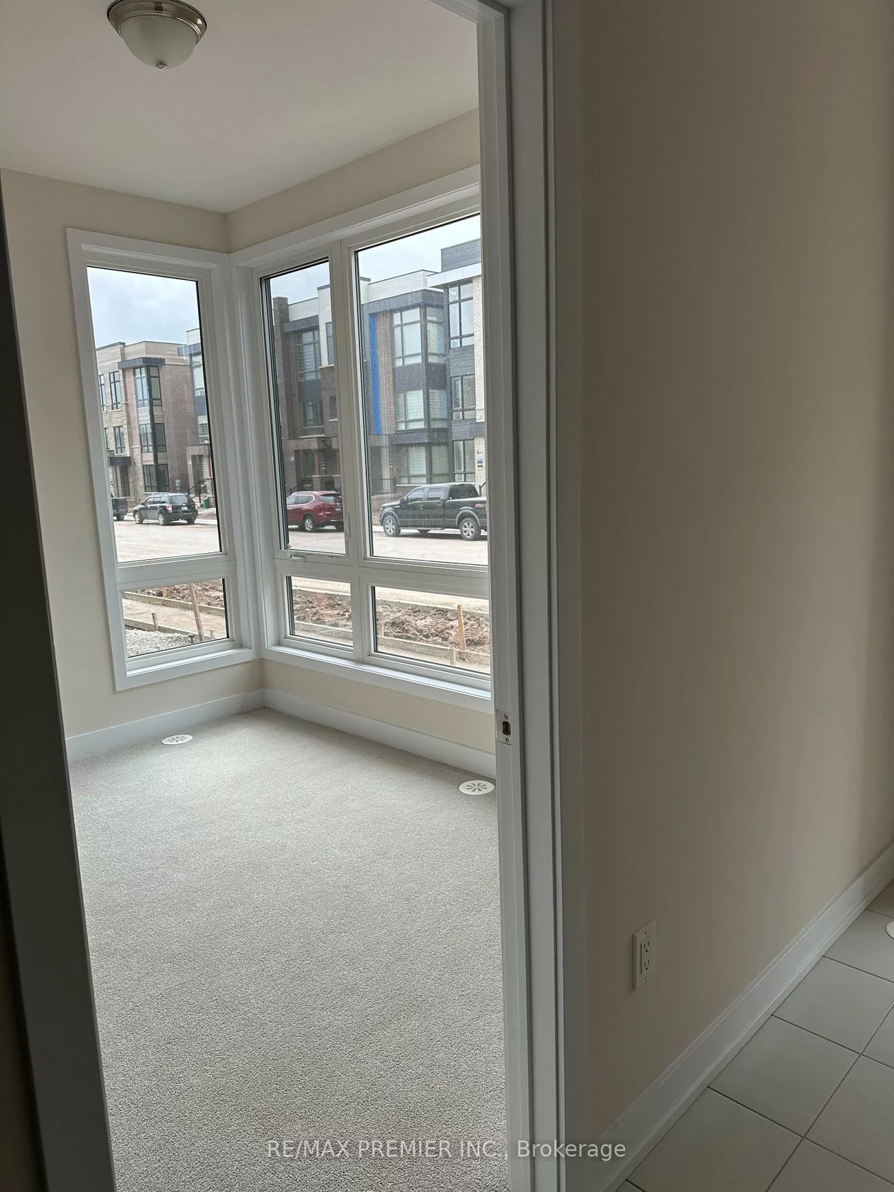 3107, Meadowridge, 1010 - JM Joshua Meadows, Oakville