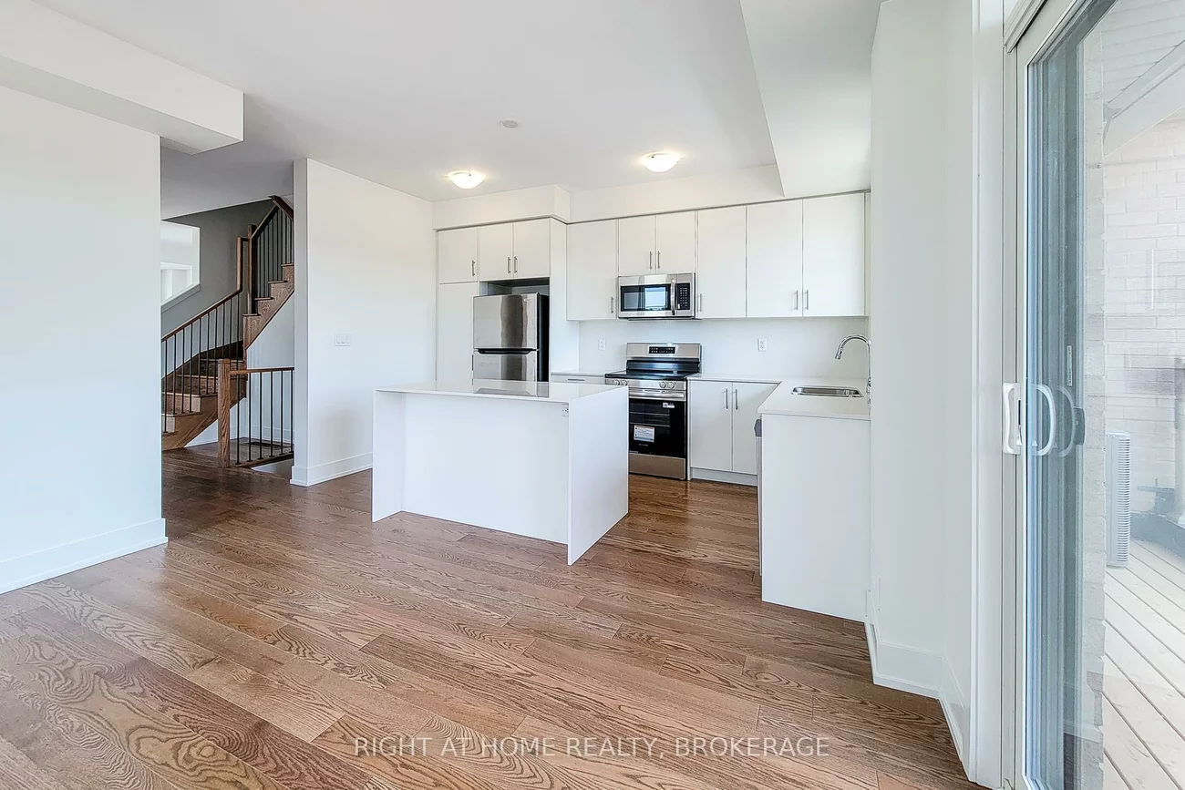 1131, WHEAT BOOM, 1010 - JM Joshua Meadows, Oakville