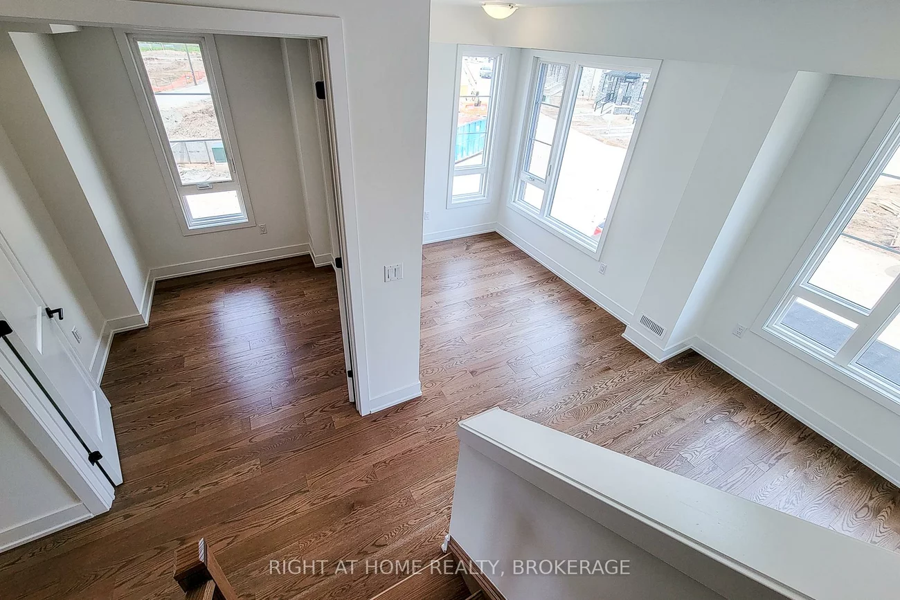 1131, WHEAT BOOM, 1010 - JM Joshua Meadows, Oakville