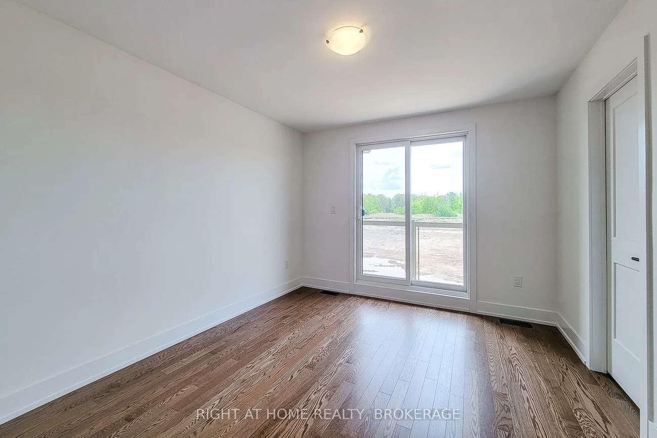 1131, WHEAT BOOM, 1010 - JM Joshua Meadows, Oakville