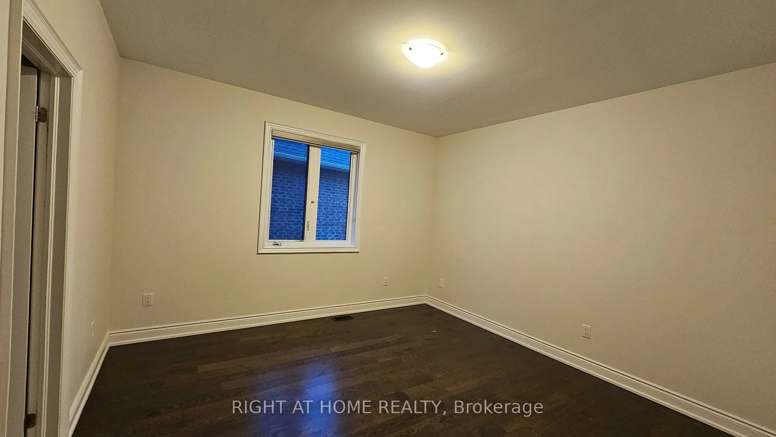 3175, Daniel, 1008 - GO Glenorchy, Oakville