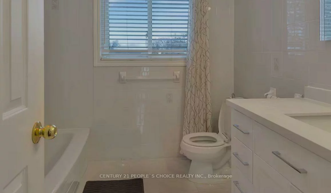 1246, Landfair, 1005 - FA Falgarwood, Oakville