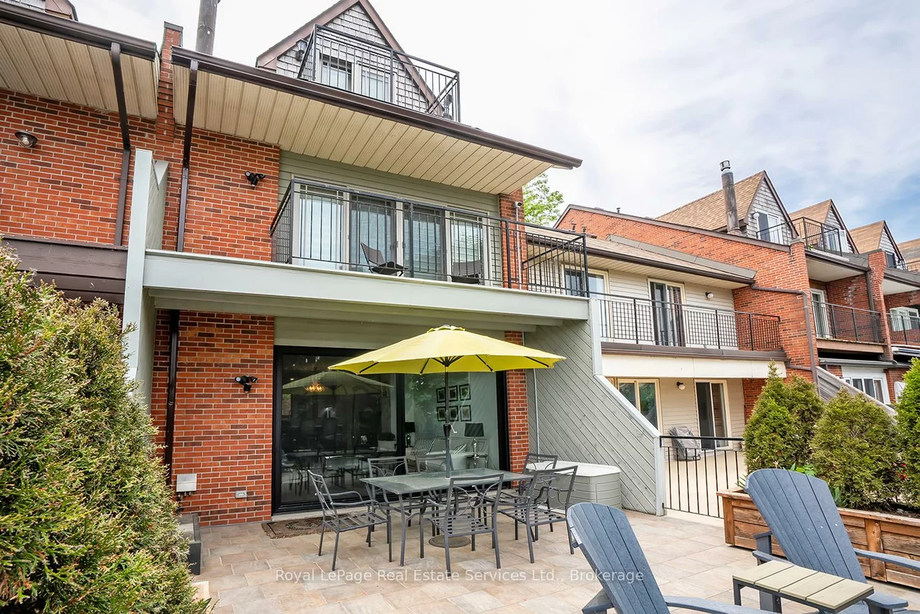 53, Forsythe, 1002 - CO Central, Oakville