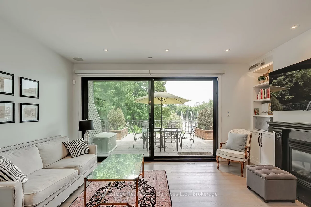 53, Forsythe, 1002 - CO Central, Oakville
