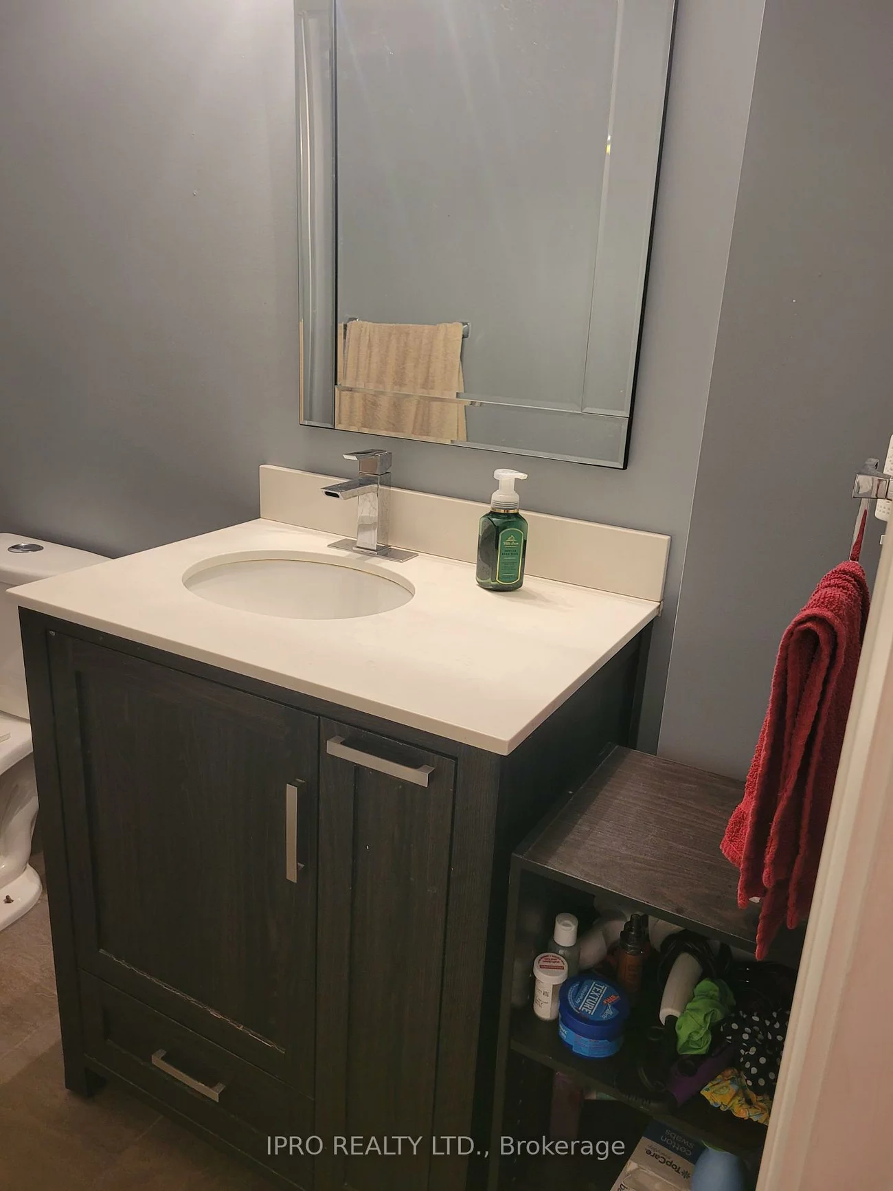 296, Third, 1001 - BR Bronte, Oakville