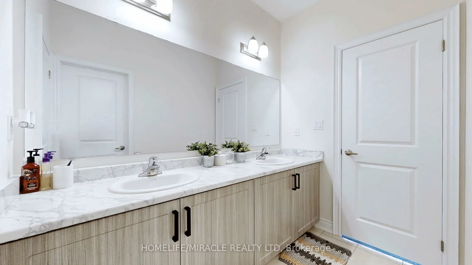 50, William Crawley, 1008 - GO Glenorchy, Oakville