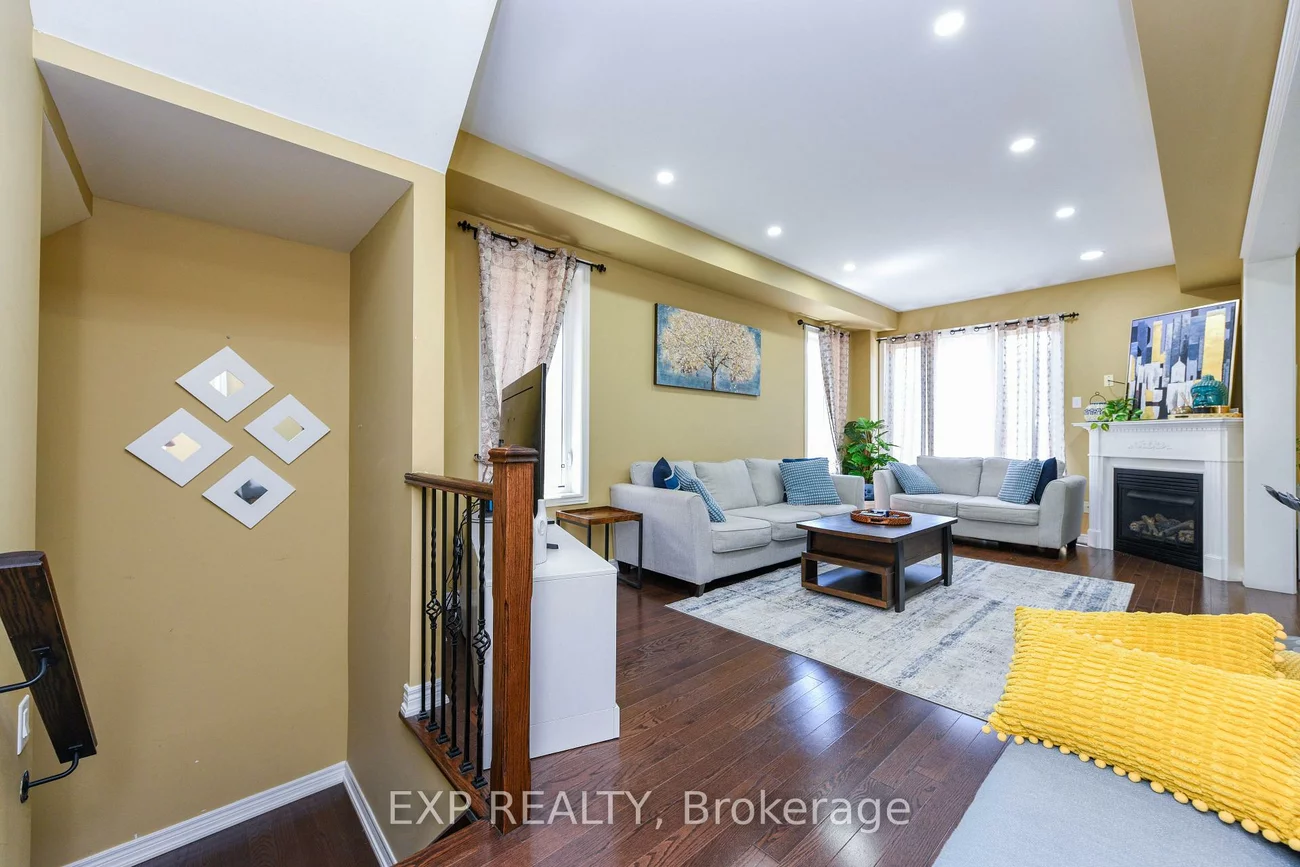 3270, Robert Brown, 1008 - GO Glenorchy, Oakville
