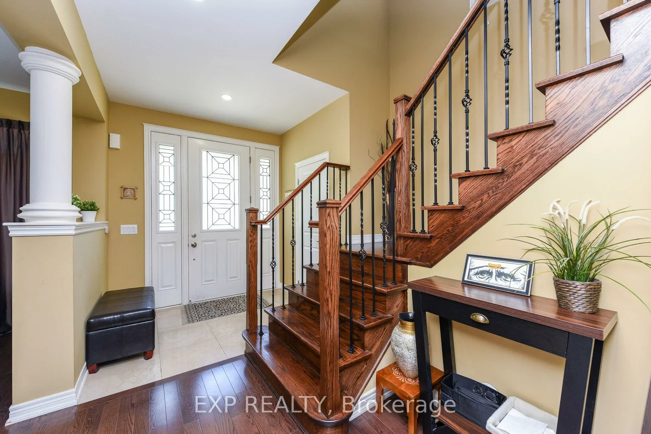 3270, Robert Brown, 1008 - GO Glenorchy, Oakville