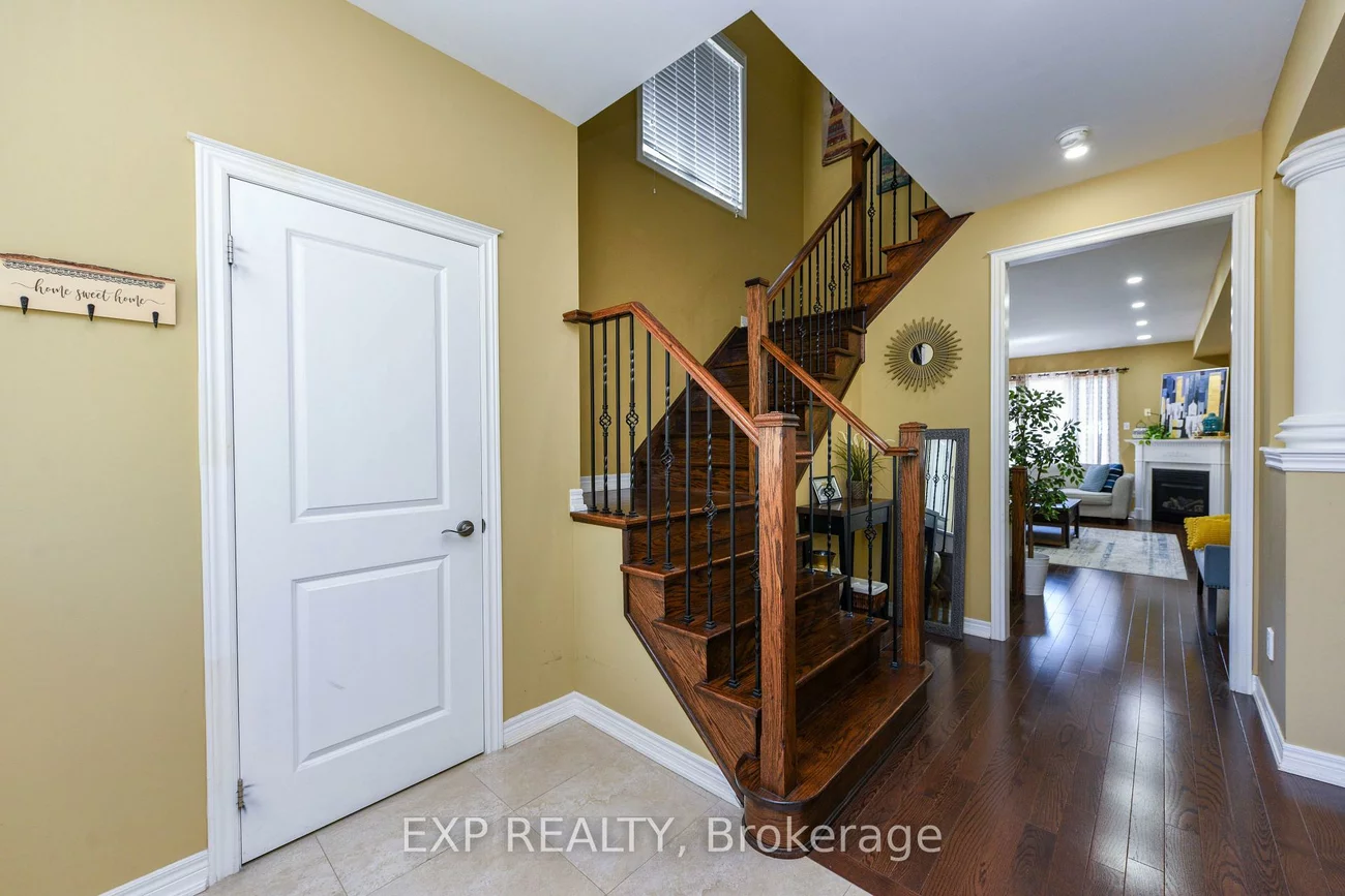 3270, Robert Brown, 1008 - GO Glenorchy, Oakville