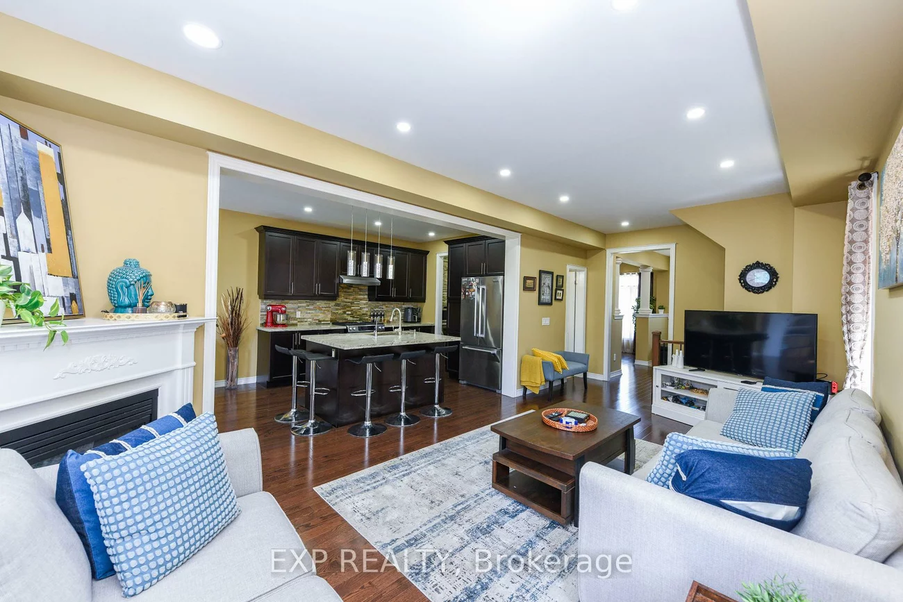 3270, Robert Brown, 1008 - GO Glenorchy, Oakville