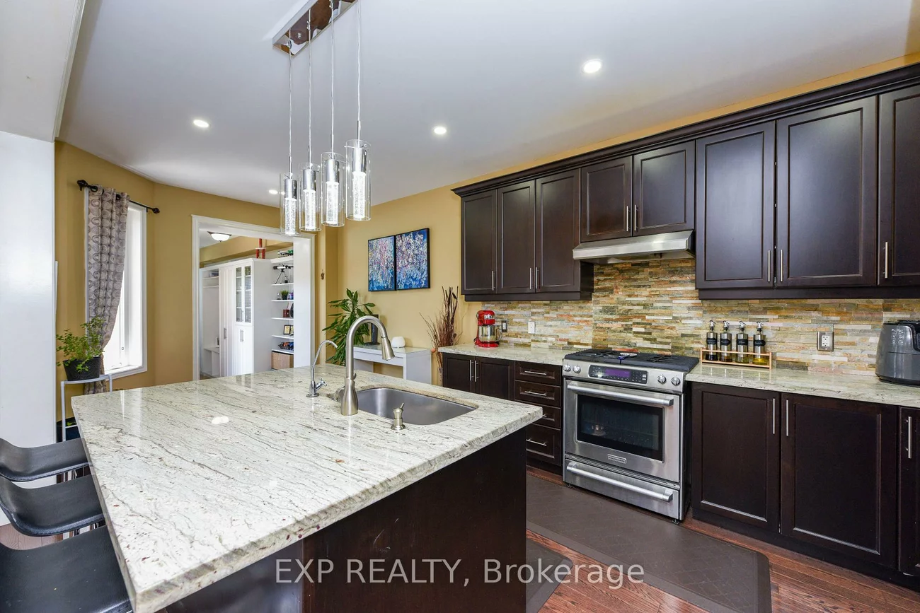 3270, Robert Brown, 1008 - GO Glenorchy, Oakville