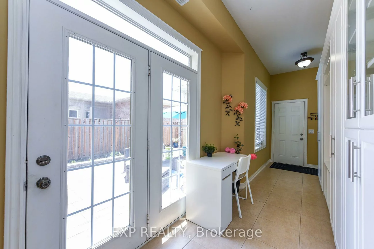3270, Robert Brown, 1008 - GO Glenorchy, Oakville