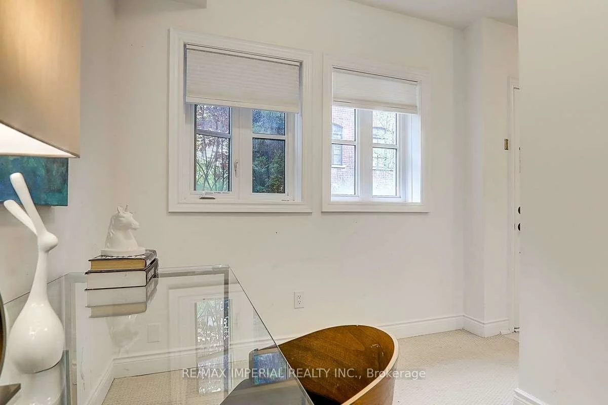 260, Royalton Common, 1015 - RO River Oaks, Oakville