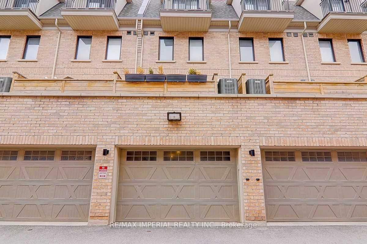 260, Royalton Common, 1015 - RO River Oaks, Oakville