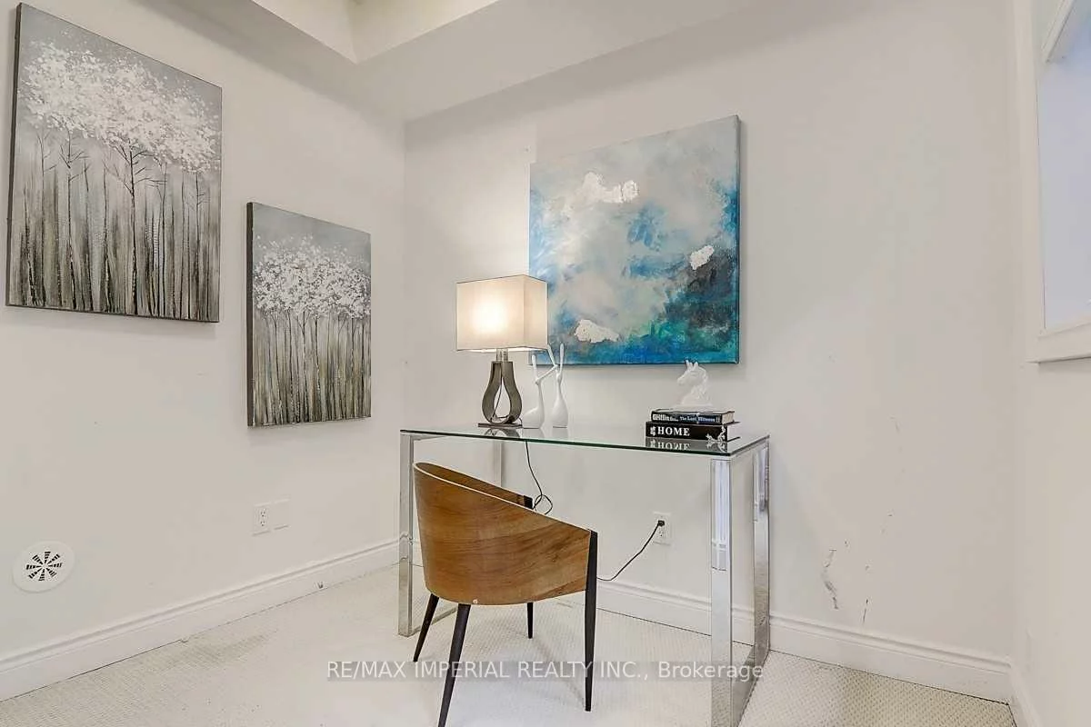 260, Royalton Common, 1015 - RO River Oaks, Oakville