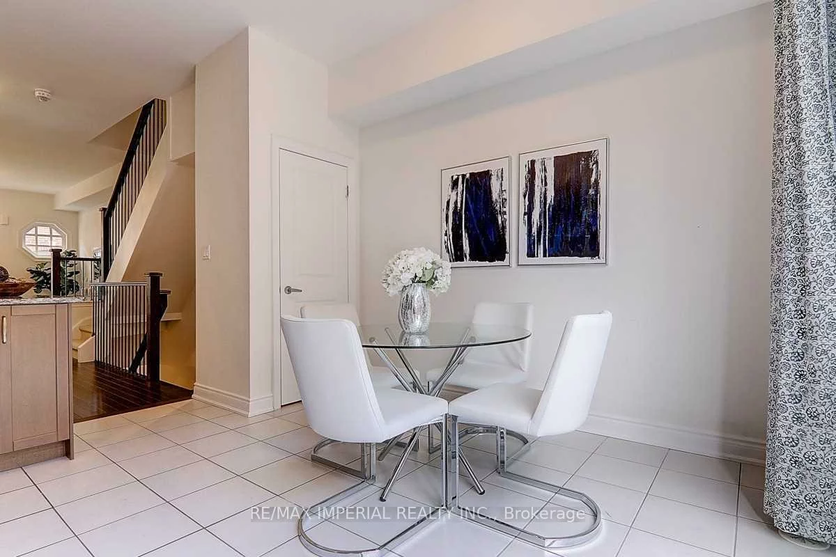 260, Royalton Common, 1015 - RO River Oaks, Oakville