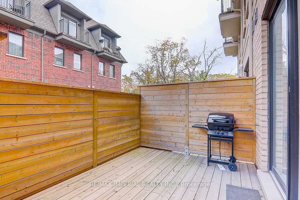 260, Royalton Common, 1015 - RO River Oaks, Oakville