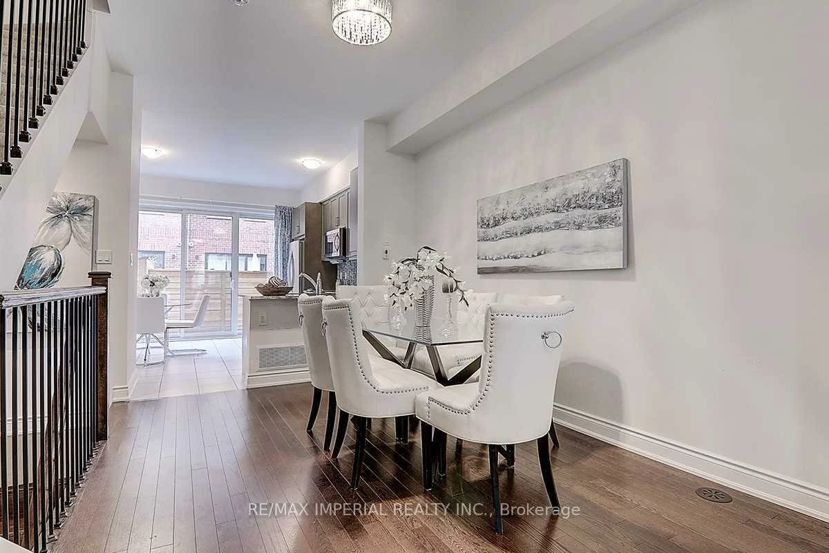 260, Royalton Common, 1015 - RO River Oaks, Oakville