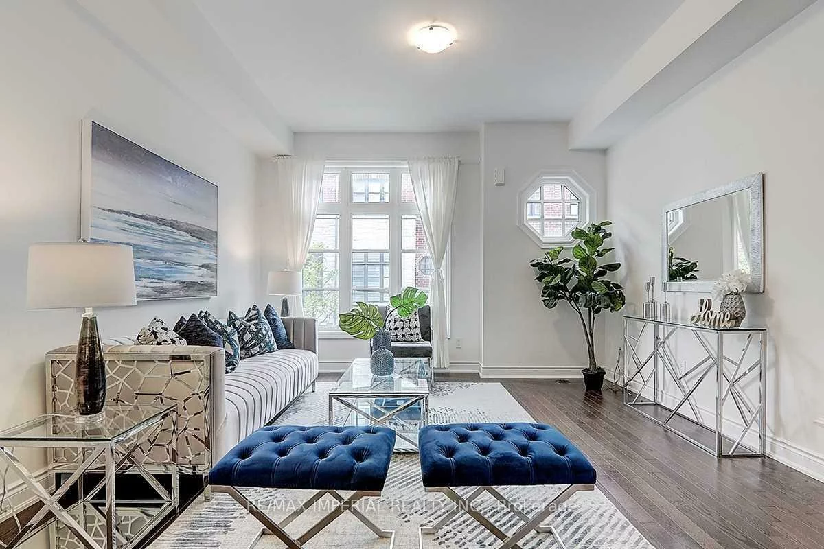 260, Royalton Common, 1015 - RO River Oaks, Oakville