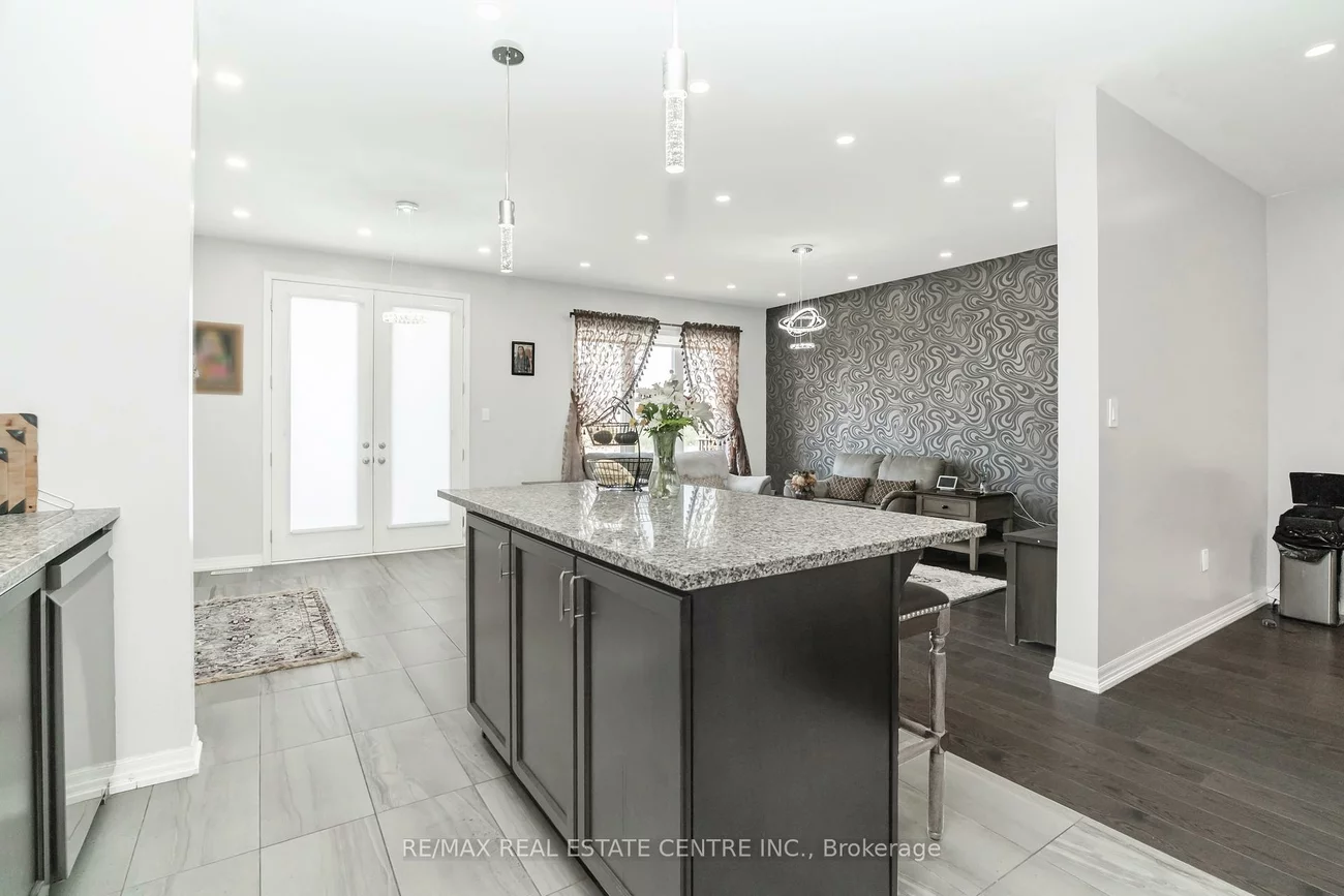 3470, Vernon Powell, 1008 - GO Glenorchy, Oakville