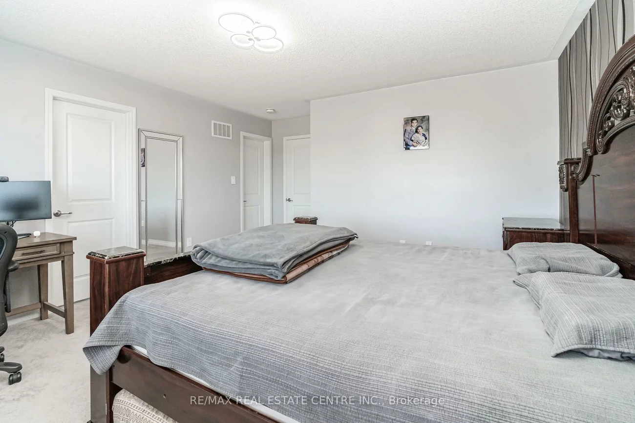 3470, Vernon Powell, 1008 - GO Glenorchy, Oakville