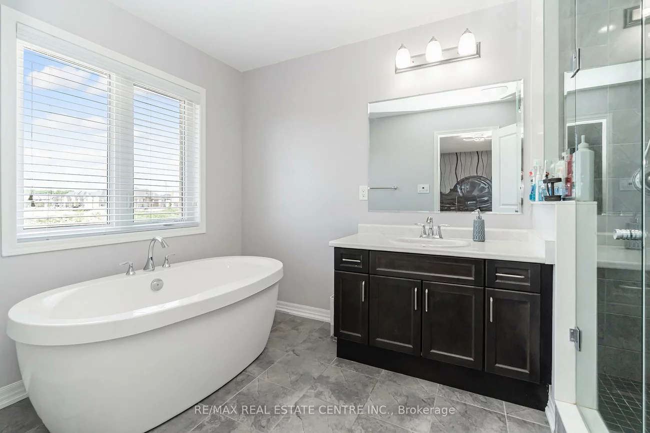 3470, Vernon Powell, 1008 - GO Glenorchy, Oakville