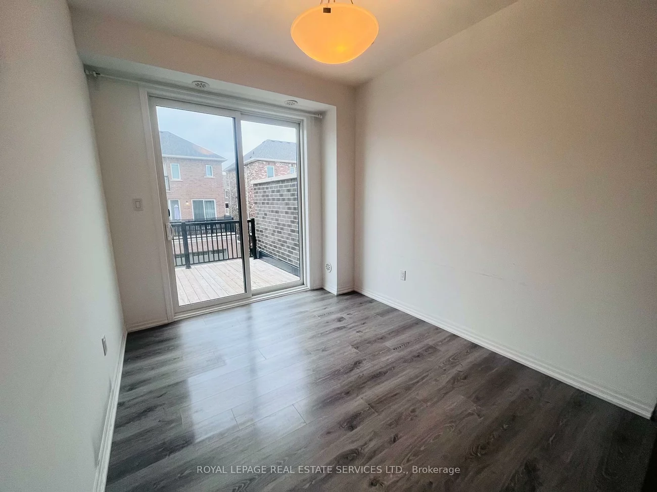 124, Burnhamthorpe, 1008 - GO Glenorchy, Oakville