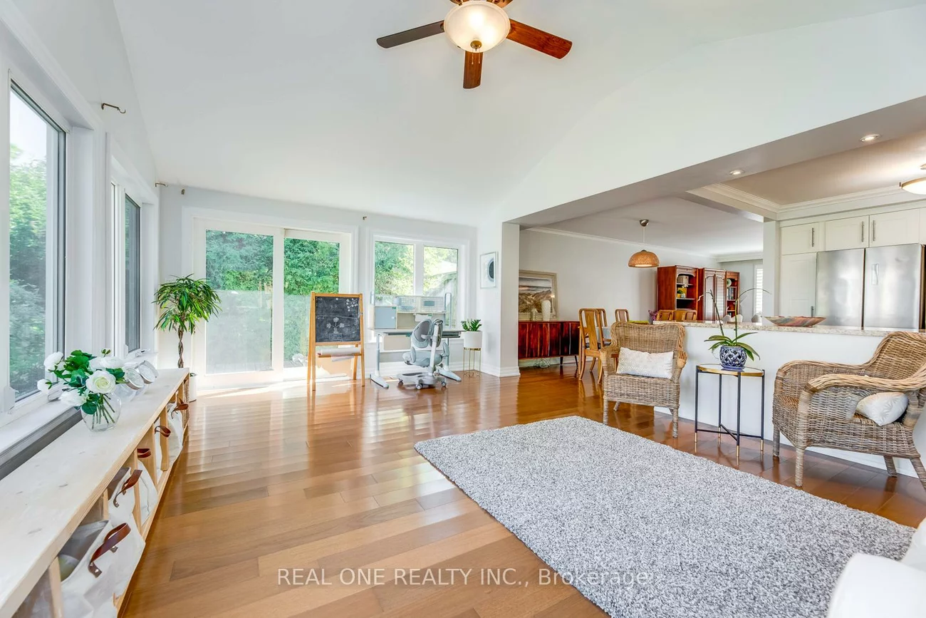 1377, Sheldon, 1020 - WO West, Oakville