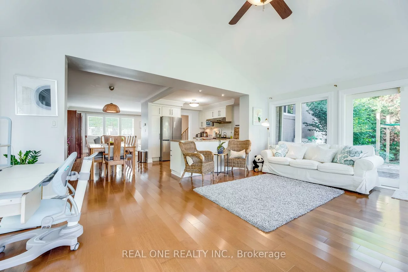 1377, Sheldon, 1020 - WO West, Oakville