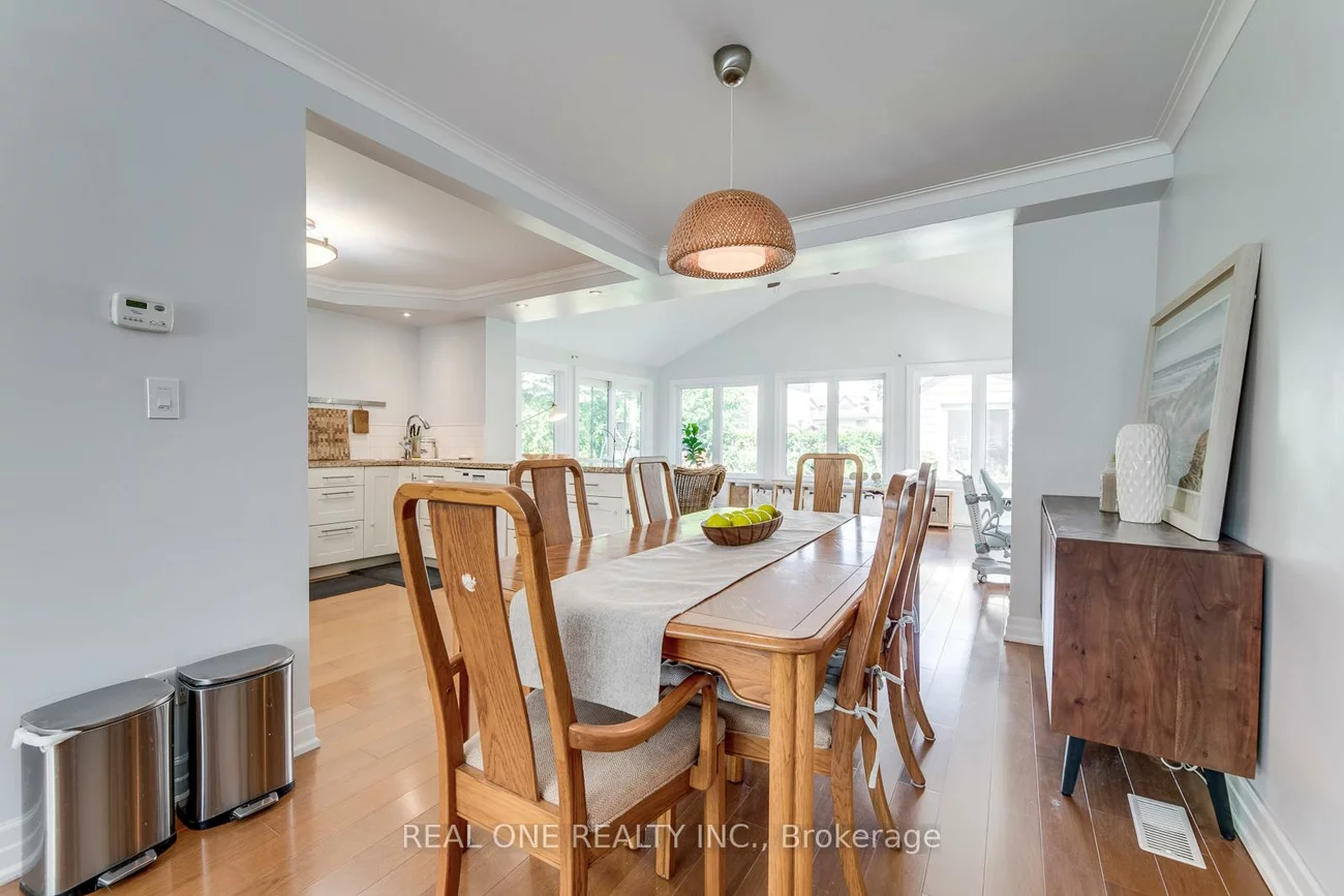 1377, Sheldon, 1020 - WO West, Oakville