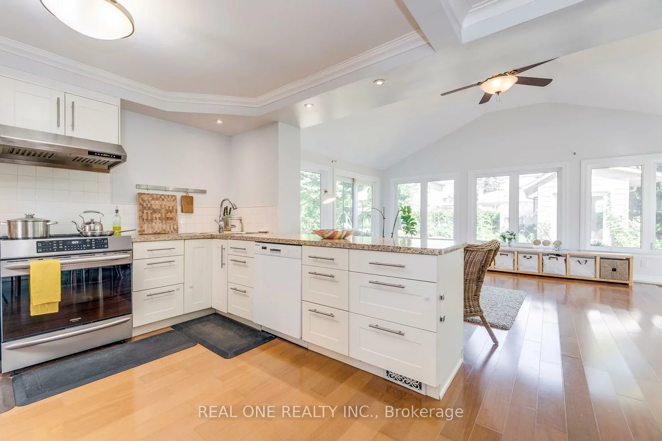 1377, Sheldon, 1020 - WO West, Oakville