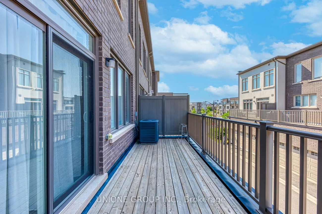 3134, Mintwood, 1008 - GO Glenorchy, Oakville