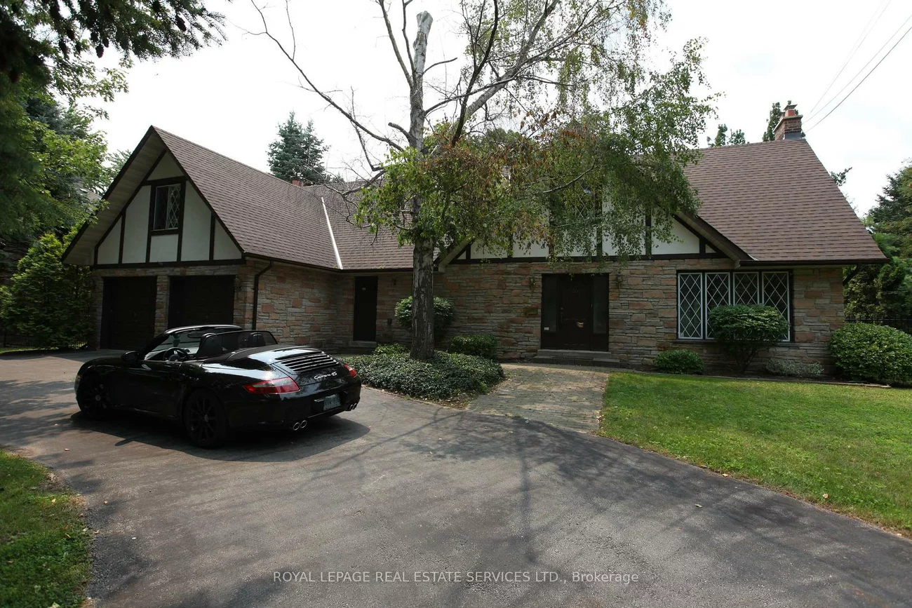 30, Birkbank, 1006 - FD Ford, Oakville