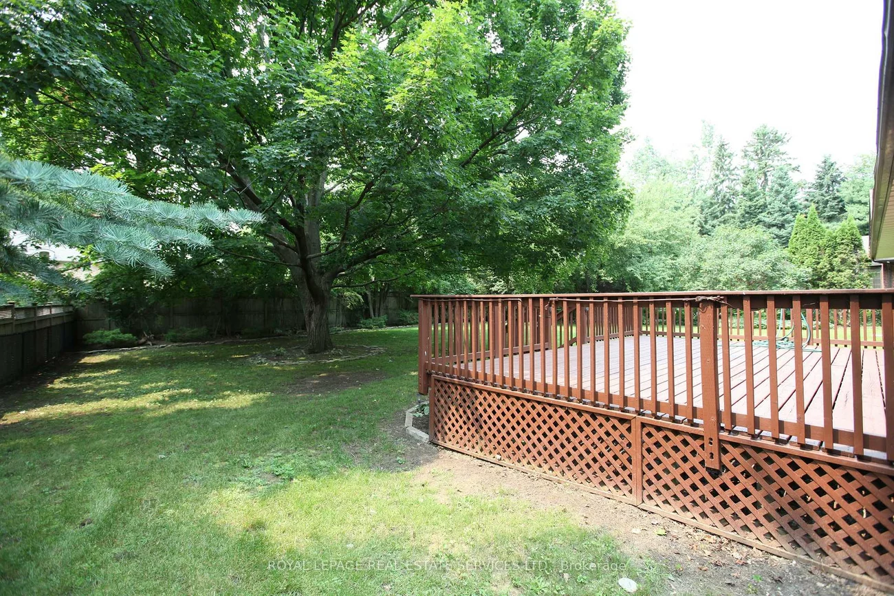 30, Birkbank, 1006 - FD Ford, Oakville