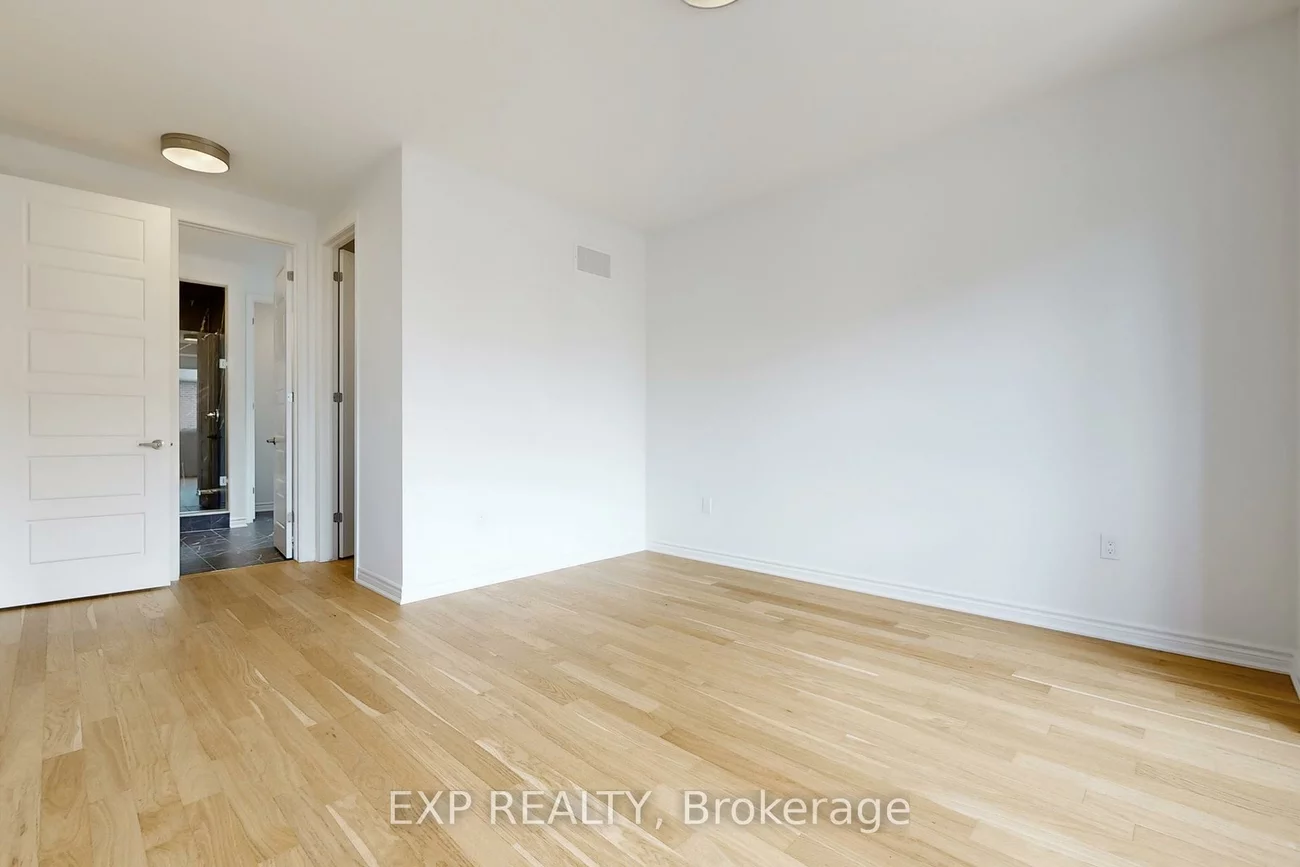 1190, Tanbark, 1010 - JM Joshua Meadows, Oakville