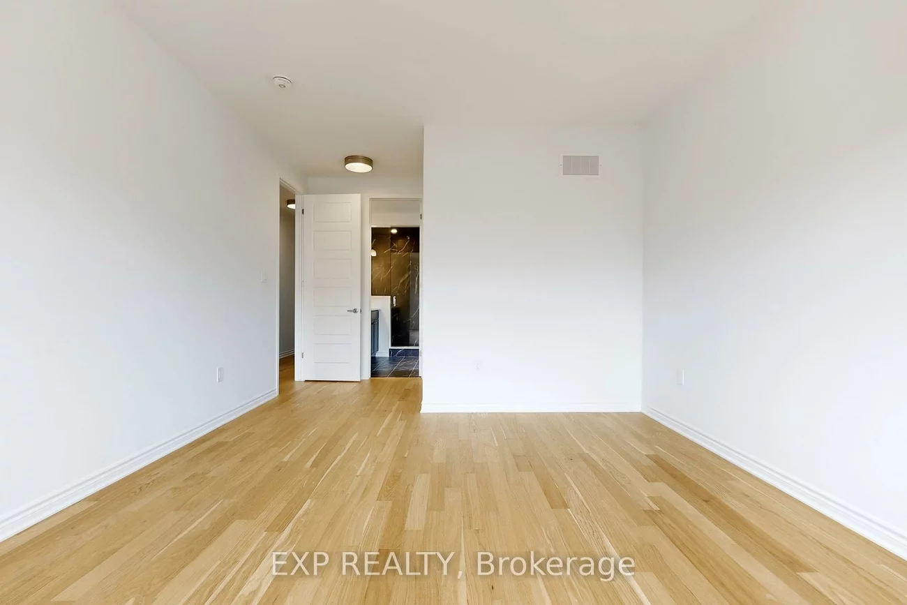 1190, Tanbark, 1010 - JM Joshua Meadows, Oakville